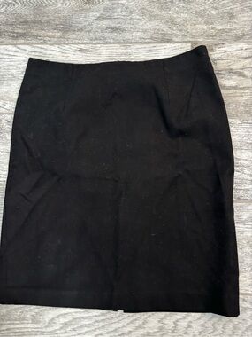 Classic Black Women's Pencil Skirt